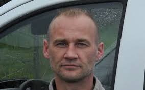 Vitrines. David Duclos, électricien