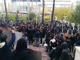 سومین روز تجمع در برخی دانشگاه های تهران