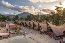 Kampung Ulos Hutaraja