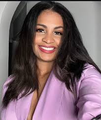 See her beautiful eyes..❤️❤️