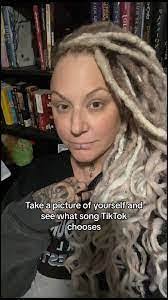 Yvonne Garvey's Instagram, Twitter & Facebook