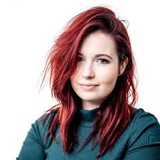 Cynthia Schultz على X: "Weet iemand of Zara schoenen groot of klein vallen?  Heb normaal maat 37, moet ik gewoon 37 bestellen of groter/kleiner?  #durftevragen #dtv"