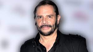 Video oficial del tema orgulloso cachanilla del compositor héctor parra interpretado por víctor cárdenas el diamante cachanilla. Kkwodricaiifcm