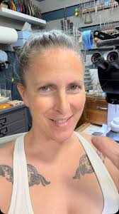 Allie Perry, Goldsmith