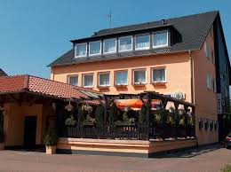 Nach osten hin grenzt havelse in höhe des marienwerder forstes an hannovers stadtteil marienwerder, im süden an der leineaue an seelze, während die nordwestgrenze durch den mittellandkanal gebildet wird. Landhaus Havelse Garbsen Aktualisierte Preise Fur 2021