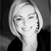 Courtney Frye's Instagram, Twitter & Facebook