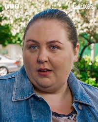 Sharon Pickle's Instagram, Twitter & Facebook