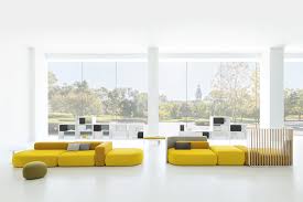 The maximum comfort of the seat is determined by an intertwining of elastic straps. Plus Modular Designer Sofas And Elements Lapalma