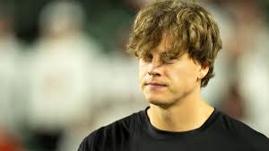 Joe Burrow reacted to Bengals return with iconic LeBron jersey photo