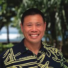 HE ALI'I KA HE KAUWĀ KE