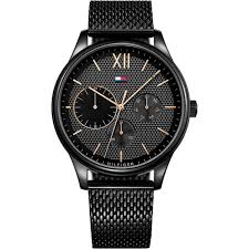 Innovantes et élégantes, les montres tommy hilfiger en cuir, acier ou plaqué or pour homme apportent une touche preppy à un accessoire de luxe classique. Montre Tommy Hilfiger 1791420 Montre Multifonctions Acier Noir Homme Sur Bijourama Montre Homme Pas Cher En Ligne