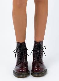 She wore her black docs shoes with a gray boyfriends shirt, blue. Vegan Docs Shoes Cheap Online