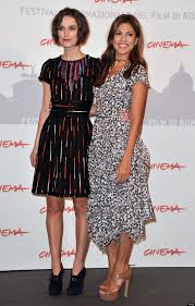 Eva mendes is red hot in gucci at the premiere of her new film, last night, on at bmcc tribeca pac in nyc. Keira Knightley Eva Mendes Step Out In Killer Heels Photos Poll Huffpost Life