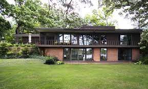 Mid Century Modern Things Mid Century Modern House Mid Century House Architecture