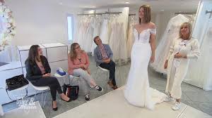 Check spelling or type a new query. Braut Regina Hat Ihr Hochzeitskleid Gewonnen