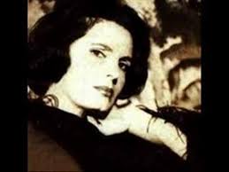 Amalia Rodrigues Estranha Forma De Vida Fado Amalia Rodrigues Estranho Rodrigues