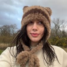 Kayla Grace HQ (@KaylaGraceHQ)