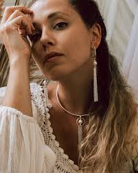 Karyn Keyser's Instagram, Twitter & Facebook