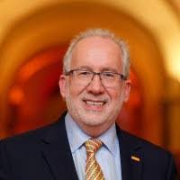 Reginald Bailey's Instagram, Twitter & Facebook