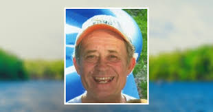 Lori Feltner's Instagram, Twitter & Facebook