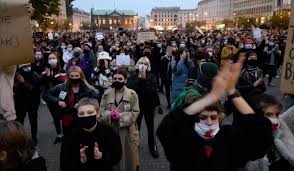 For #poland, he was our pope, for the earth, a pilgrim of peace and freedom, a. Miles De Personas Bloquean Ciudades En Contra De La Prohibicion Del Ab