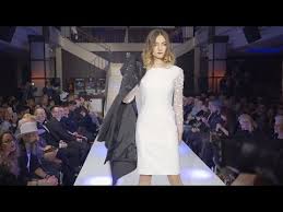 Contora office sarah kern · office@sarahkern.com · maximilianstrasse 2· 80539 münchen. Sarah Kern Bei Fashion Week Berlin Youtube