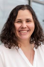 Amanda Gingerich's Instagram, Twitter & Facebook