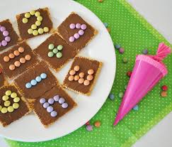 Schultuten Cakepops Zur Einschulung Susse Kuchen Zur Feier Des Ersten Schultags Bunter Familienblog Zicklein Bockchen