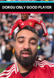 Patrick Dorgu Missed Goal Vs Everyon