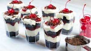 Makes 12 medium cups almond & pistachio crumb 50g unsalted softened butter 25g almond meal 25g. Easy No Bake Christmas Desserts In Mini Cups Dlux