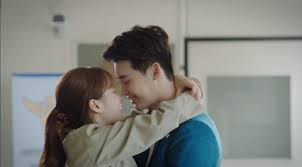 Oh yun joo (diperankan oleh han hyo joo) adalah seorang dokter bedah sekaligus putri dari seorang. W Two Worlds Korean Drama Review Kdrama Kisses