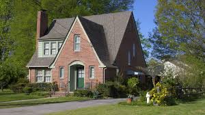 Large wide porches supported by tapered or paired columns. Sears Sold 70 000 Homes From Their Catalog Are You Living In One