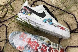 Any nike air force 1 low in the classic white colorway can anchor your sneaker rotation, but why not opt for something with a little flair? G Dragon S New Peaceminusone X Nike Af1 Collab Hypebae
