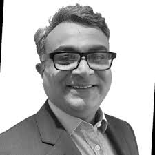 executivemba #warwickmba #luxuryfashion #handmadescarves #fallstyle