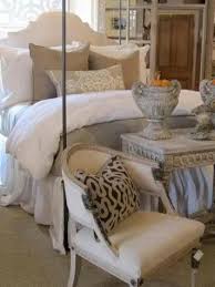 Like End Table And Chairs At Foot Of Bed Home Bedroom Home Bedroom Inspirations