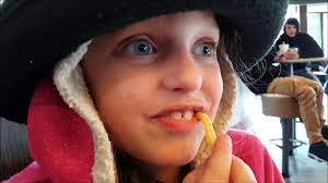 Baby annabelle bloody tooth freaks out victoria & freak daddy save the day toy freaks. Victoria Loses 2 Teeth Eating Chicken Nuggets Freak Family Vlog 1 Toy Freaks Video Dailymotion