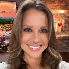 Debbie Landrum's Instagram, Twitter & Facebook