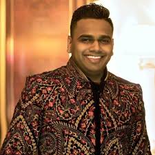 Bhd., sebuah syarikat hartanah dan produksi perfileman buat julung kalinya menganjurkan program tanggungjawab sosial (csr) di. Malik Streams Mahu Buka Gedung Besar Di Johor