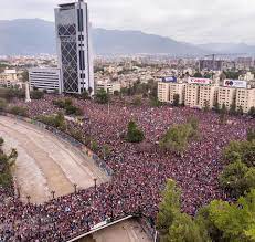 La mejor información sobre chile, en el mundo. Momo Uruguay Mientras Tanto En Santiago De Chile Hoy Facebook