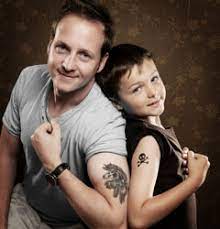 Yes, if the parent/guardian is present and gives written and notarized consent. Tattooing And Body Piercing State Laws Statutes And Regulations
