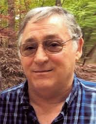 Diane Hensley's Instagram, Twitter & Facebook