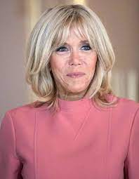 Epingle Sur Celebrites Stars