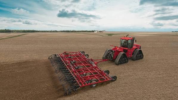 Case IH Crumbler 18-FT Field Cultivator