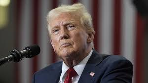 Patrick Macklin's Instagram, Twitter & Facebook