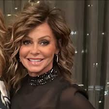 Loretta Tease empowered a new generation of women in the late 60s. Her  anthems are still sung and remind us that you only get what you demand,  sometimes. Who recognises a young