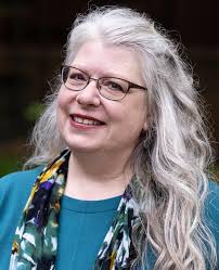 Shannon Rader's Instagram, Twitter & Facebook