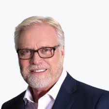 Was great to catch up today with my old friend Kirk Cameron. A little more  mileage and grey hair, but we're still going strong!