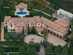 Pin On Homes Of The Rich And Famous