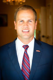 It is with great sadness that we note the death of MS Alpha Phi alumnus  Murray Tubb. Murray pledged Phi Delta Theta in 1968 and served as a chapter  officer. He will