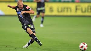 Im formvergleich von wsg wattens und sturm graz werden die letzten spiele und die tabellenverläufe miteinander verglichen. Fabian Koch Ich Musste Die Notbremse Ziehen